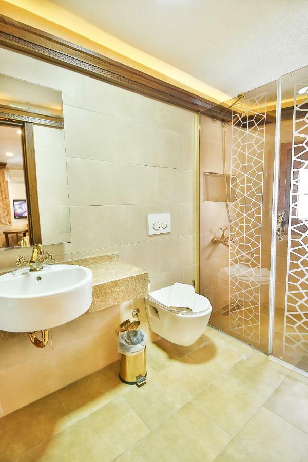 Kumluk Konak Hotel Istanbul Exterior photo